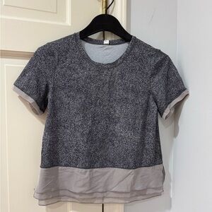 Lululemon size 2 gray shirt top